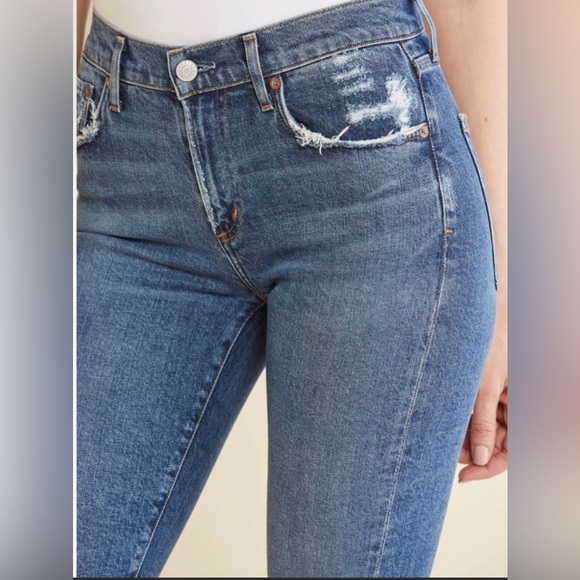 New Agolde Toni Mid Rise Straight in Stratosphere - Picture 8 of 15